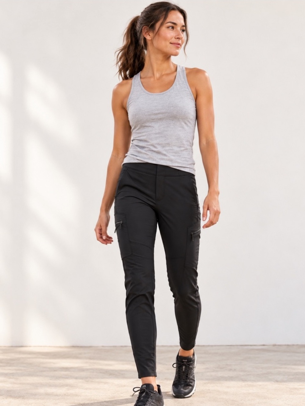 Athleta Black Headland Hybrid Cargo Pants Athleisure Hiking Outdoor Travel Sz 6